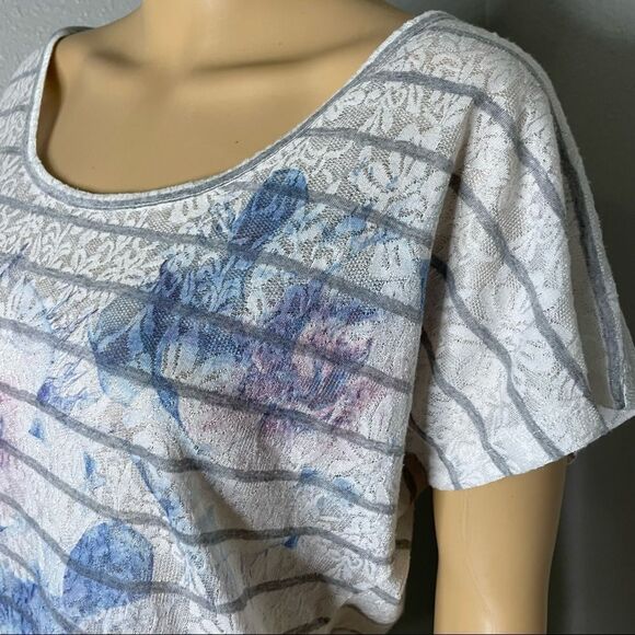 Maurices Floral and Striped Short Sleeve Blouse White With Gray Stripes large - Picture 3 of 11